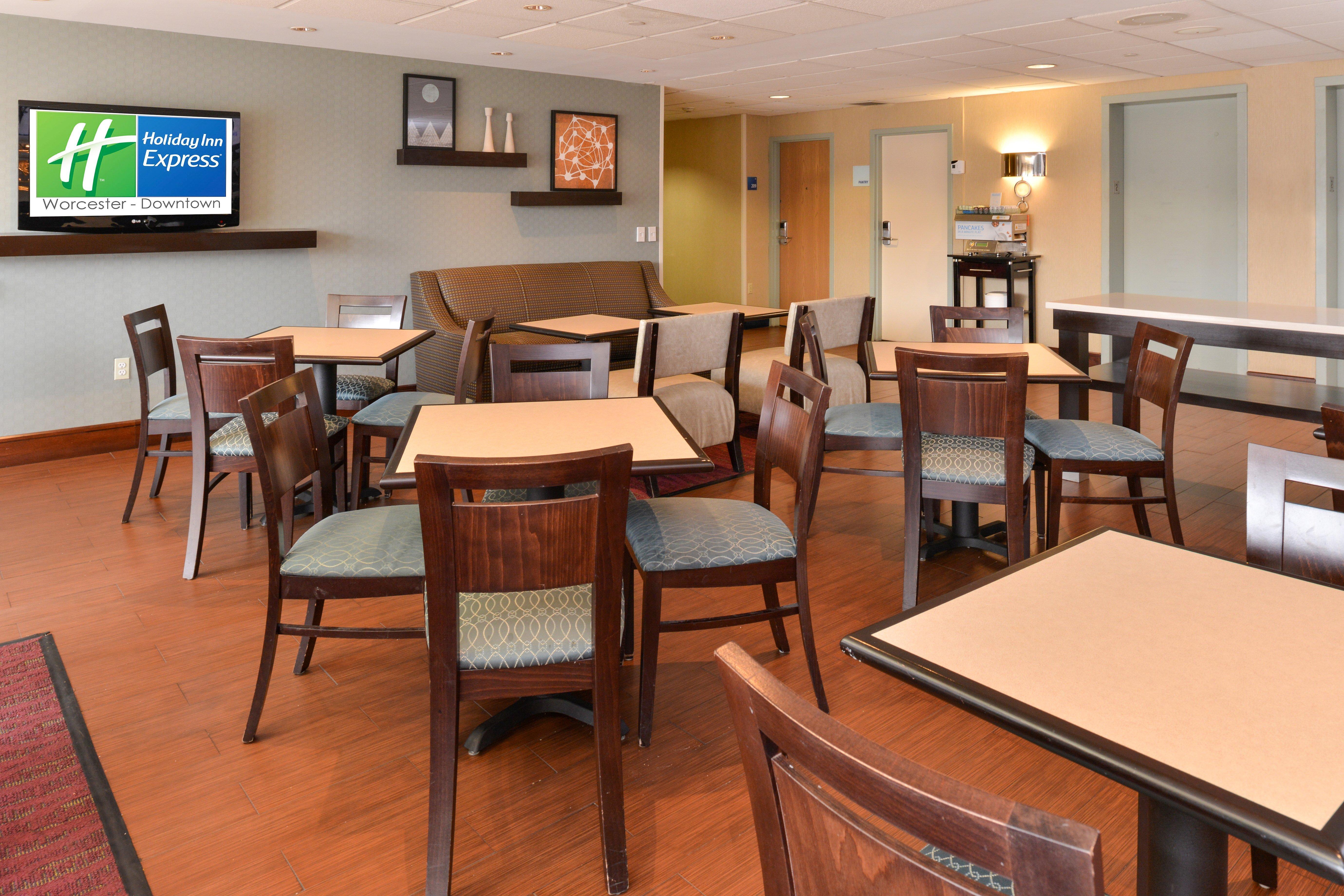 Holiday Inn Express Worcester, An Ihg Hotel Exteriör bild