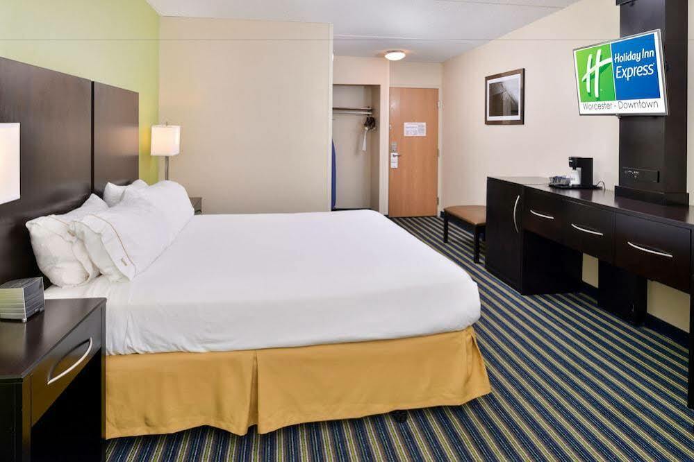 Holiday Inn Express Worcester, An Ihg Hotel Exteriör bild